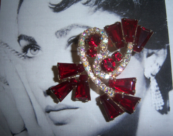 DeLizza and Elster a/k/a Juliana Ruby Red Keystone Brooch  *SOLD*