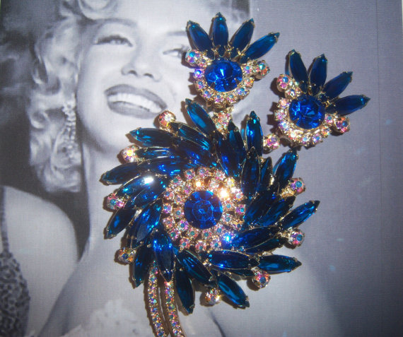 DeLizza and Elster a/k/a Juliana Medallion Design Brooch and Earrings Demi Parure *SOLD*