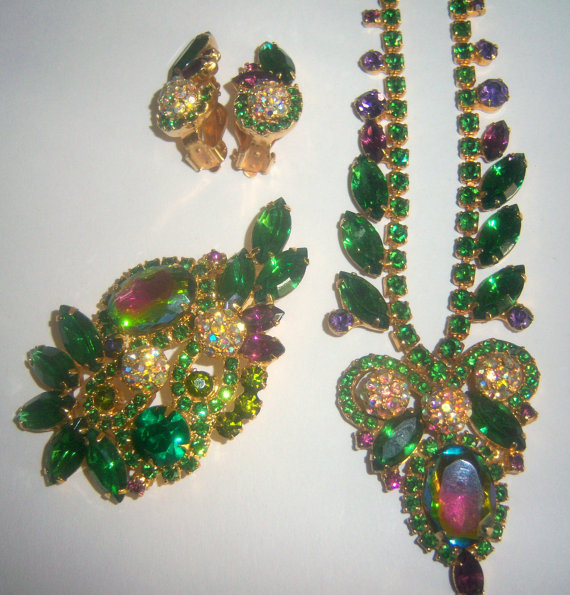 SOLD DeLizza and Elster a/k/a Juliana Watermelon Heliotrope and Disco Ball Parure (Rare) *SOLD*