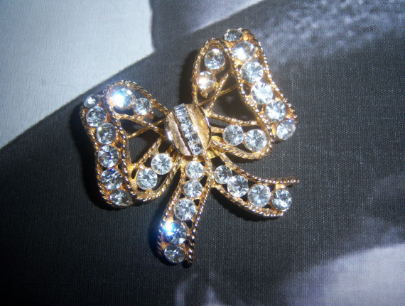 Eisenberg Ice Signed Bow Brooch *SOLD*