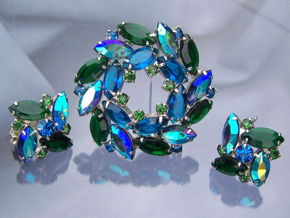DeLizza and Elster a/k/a Juliana Peacock Aurora Borealis Brooch and Earrings *SOLD*