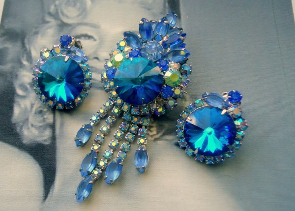 SOLD DeLizza and Elster a/k/a Juliana Tiered Blue Rivoli Dangle Brooch Pendant and Earrings Demi Parure