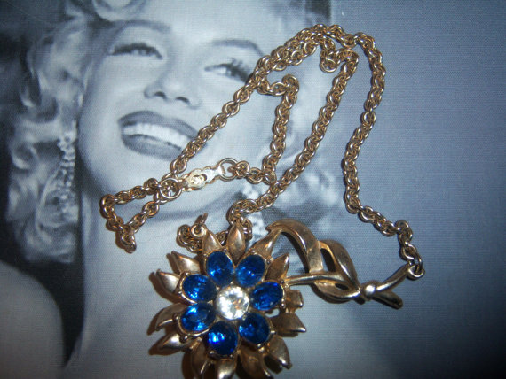 SOLD 1950's Sapphire Blue Glass Stone Flower Necklace