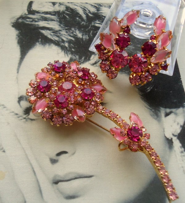 SOLD DeLizza and Elster a/k/a Juliana Pink Givre Art Glass Flower Figural Brooch and Earrings Demi Parure
