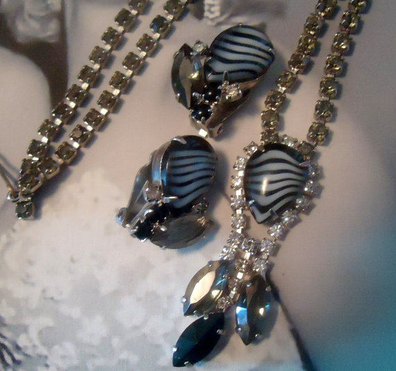 SOLD DeLizza and Elster a/k/a Juliana Striped Art Glass Necklace and Earring Demi *SOLD*