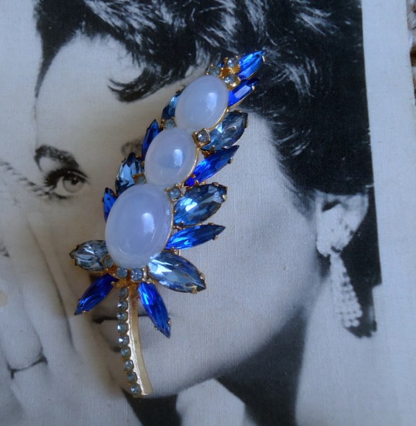 DeLizza and Elster a/k/a Juliana Open Back Opalescent Moonstone Brooch