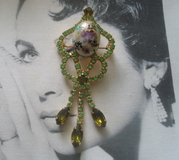SOLD DeLizza and Elster a/k/a Juliana Rhinestone Framed Stippled Limoges Art Glass Dangle Brooch and Pendant