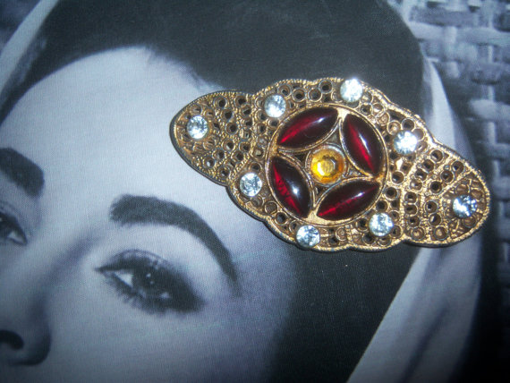 SOLD Creative Signed  Victorian Style Brooch