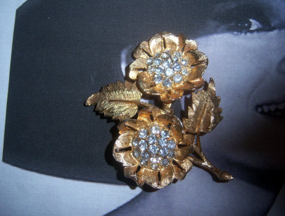 SOLD Unsigned Large Chaton Double Flower Brooch