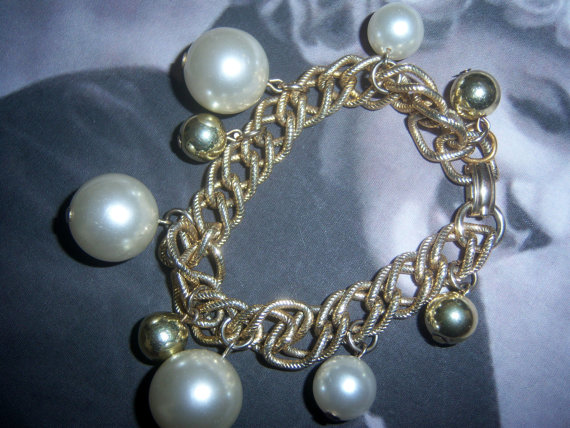 SOLD Unsigned Large Dangle Faux Pearl Bracelet